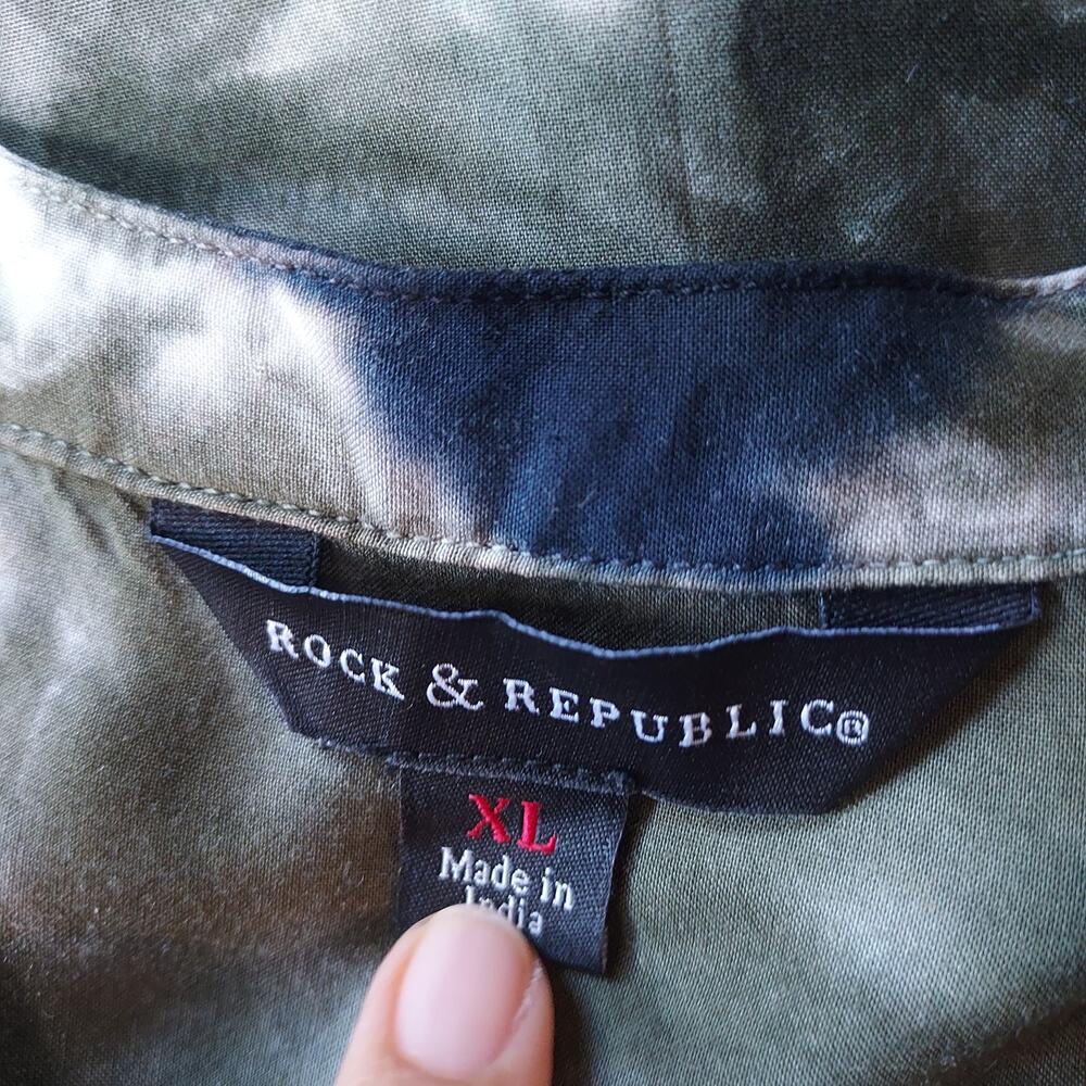 Rock & Republic Army Green Tie Dye Wrap Front Long Sleeve V-neck Blouse Size XL - Picture 11 of 11